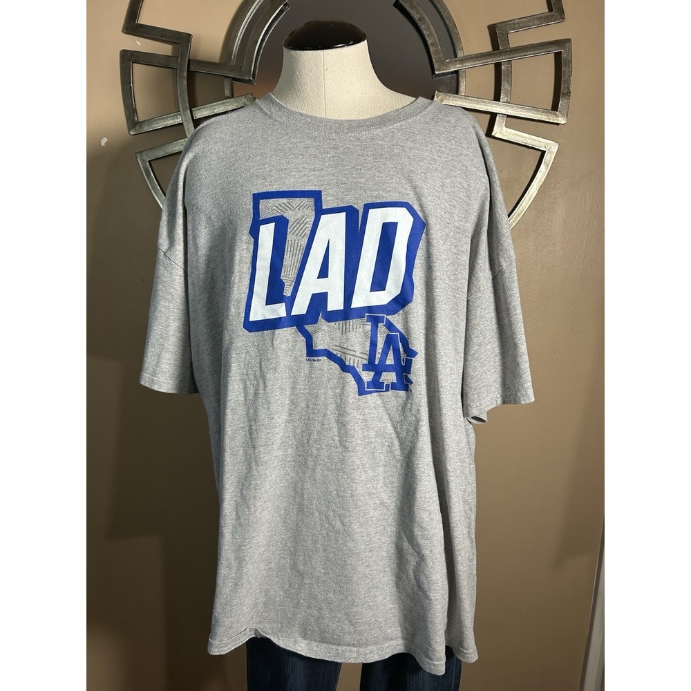 LA Dodgers LAD Tshirt Men's Size 3XL Gray Crew Neck MLB Los Angeles California